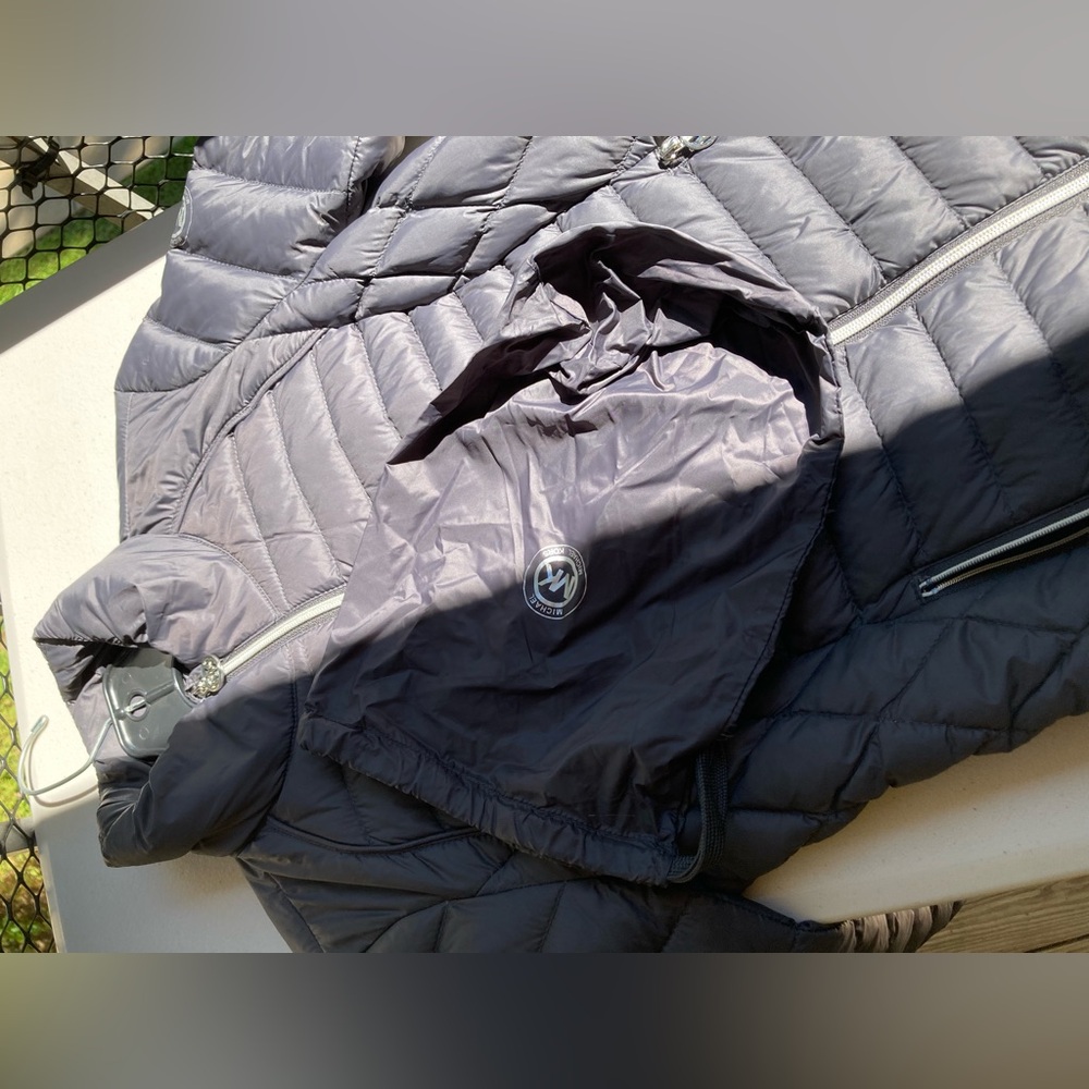 Michael Kors Packable Down Filled Dark Grey Puffer Jacket Coat Silver Hardware - Picture 14 of 17